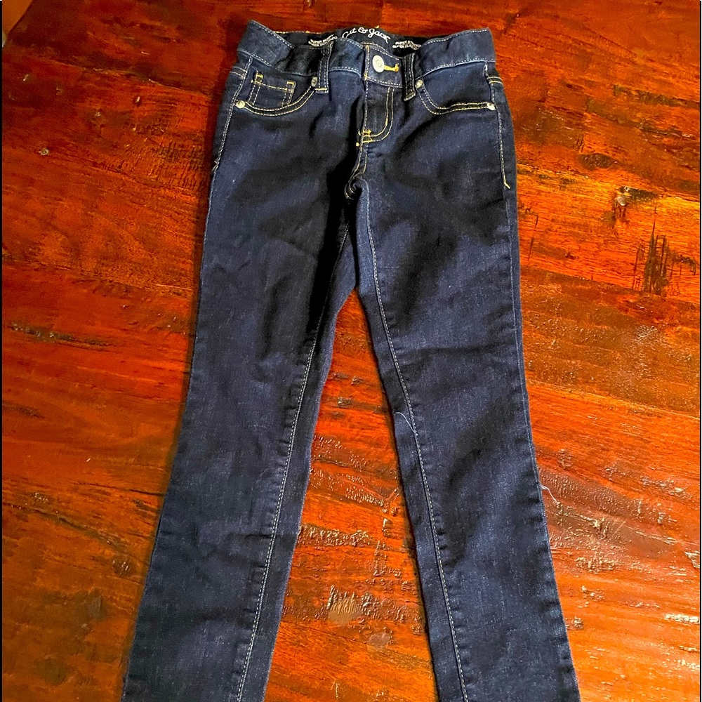 CAT & JACK super skinny size 7 stretch never worn